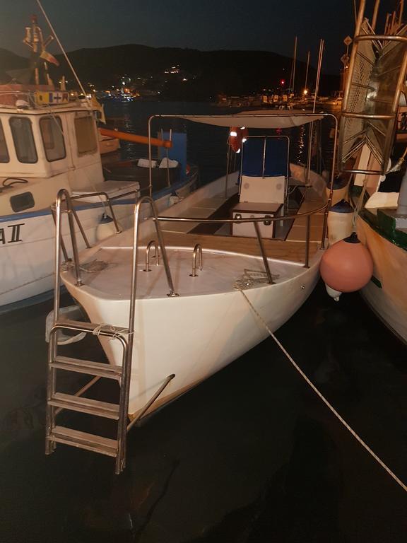 Hotel La Baia Ponza Bagian luar foto
